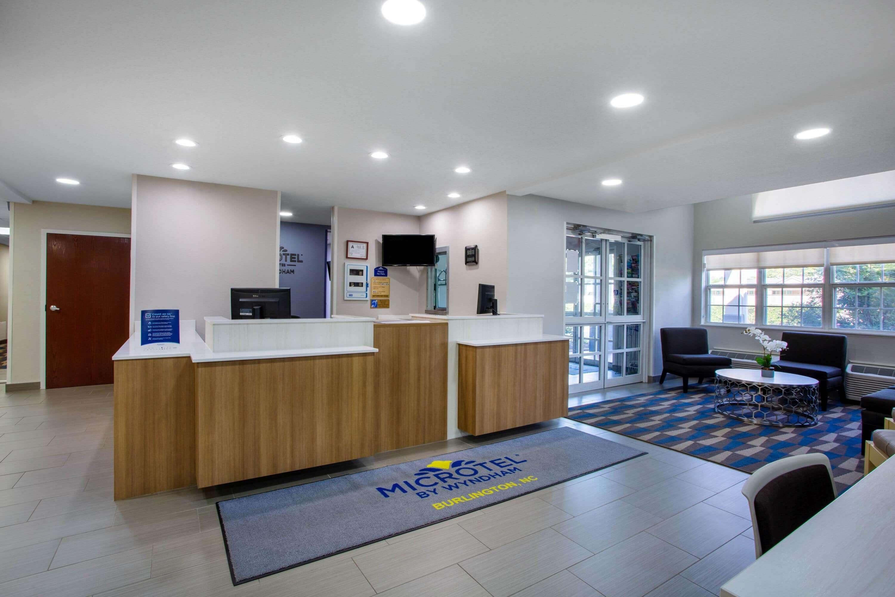 Microtel Inn & Suites By Wyndham Burlington Exterior foto